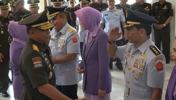 Sertijab dari Kasgartap Marsma TNI Taspin Hasan Kolonel PAS Embu Agapitus (foto IST)