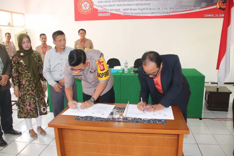 FH Unigal-Polres Ciamis Tandatangani Kerjasama Bidang Penelitian