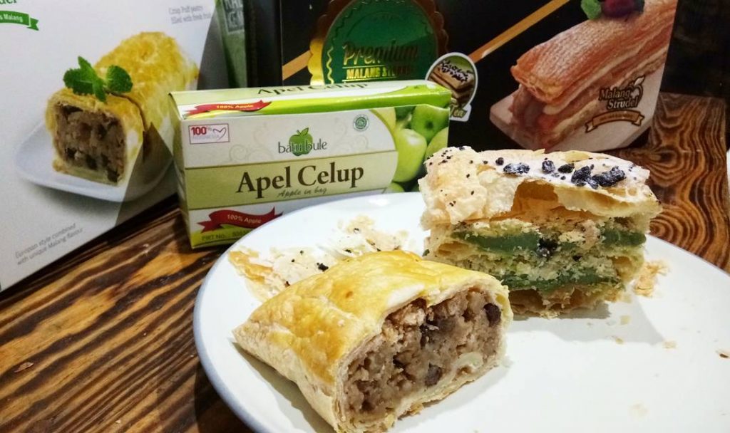  Malang  Strudel Nikmatnya Oleh  oleh  Kuliner Kekinian  Khas  