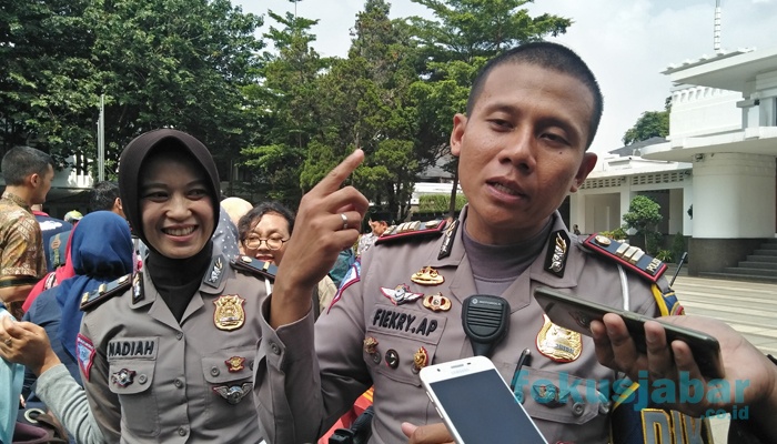 Satlantas Bandung Tindak Tegas Rayakan Tahun Baru di Flyover