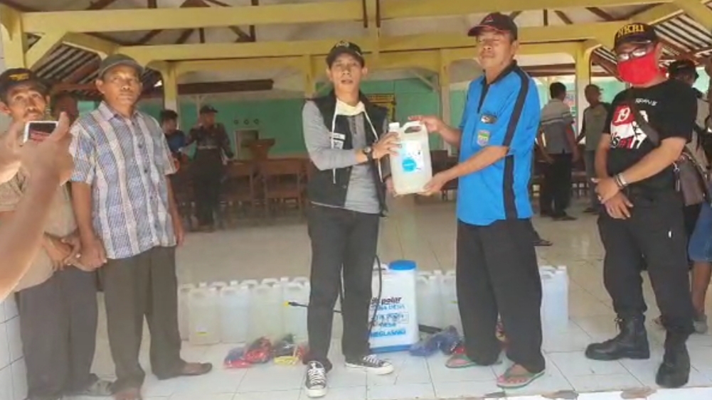 Bantu Cegah Covid-19, PBB Ciamis Bagikan Disinfektan