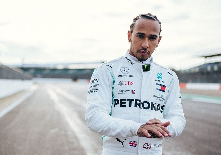 Hamilton Dinobatkan jadi Atlet terkaya Inggris