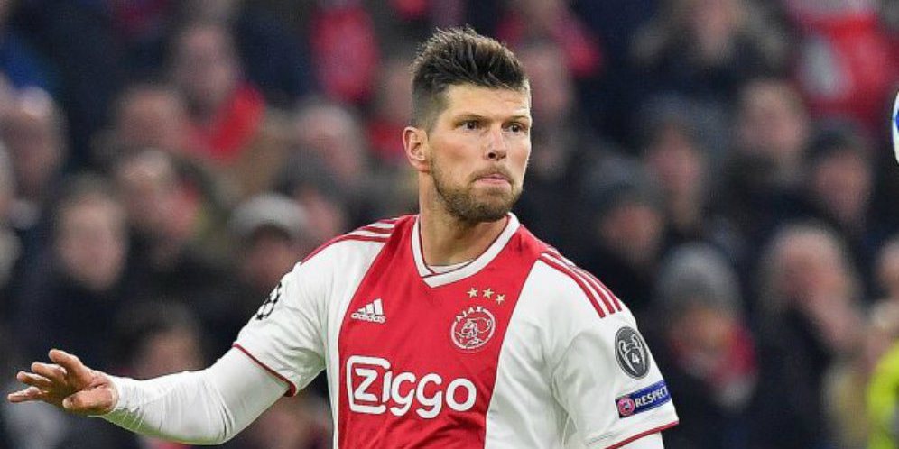 Ajax Perpanjang Kontrak Huntelaar selama Satu Musim