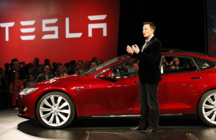 Tesla akan Rekrut Pegawai Besar-besaran di Shanghai