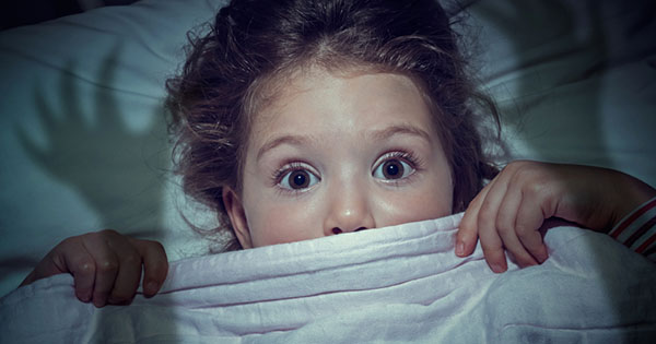 Perbedaan Mimpi Buruk dan Teror Tidur Pada Anak