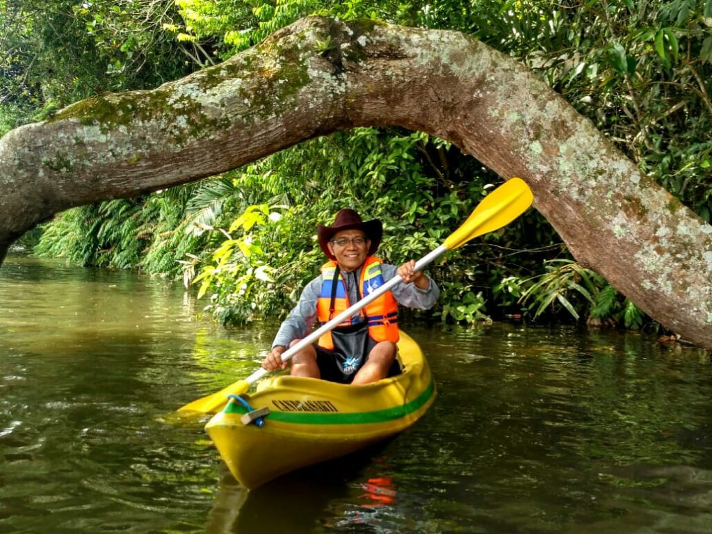 Wisata Kancra Kayaking, Nikmati Situ Panjalu Diatas Perahu ...