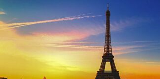 menara eiffel