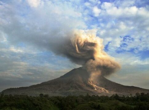 gunung raung