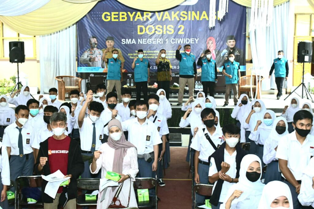 fokusjabar.id sma negeri 1 ciwidey vaksin