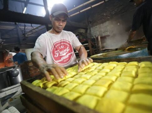 Fokusjabar.id perajin tahu kacang kedelai