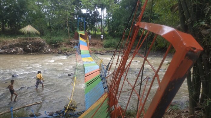 fokusjabar.id jembatan ambruk ciamis