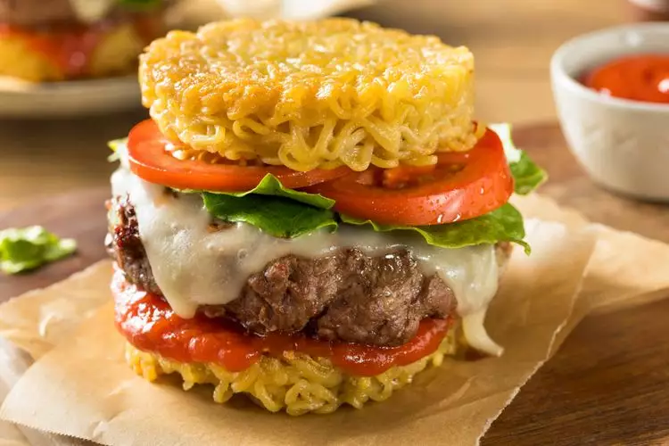 burger mie instant