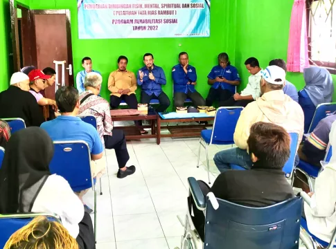 DPC Partai Demokrat Kabupaten Ciamis bersilaturahmi dengan Perkumpulan Penyandang Disabilitas Indonesia (PPDI) Kabupaten Ciamis. Kegiatan tersebut dilakaanakan di Kantor Sekretariat PPDI Ciamis Kelurahan Ciamis, Kecamatan Ciamis, Kabupaten Ciamis, Rabu (18/1/2023)