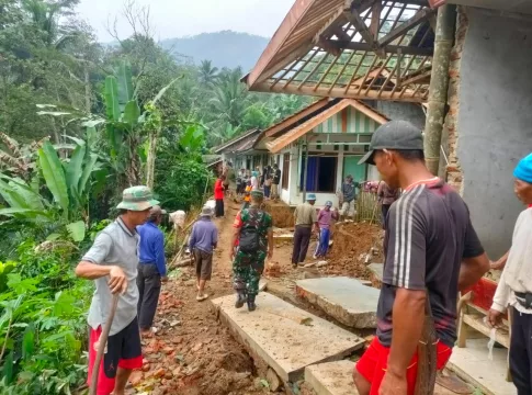 tanah amblas fokusjabar.id