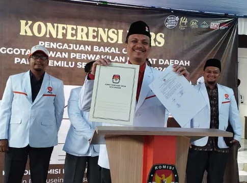 DPD Partai Keadilan Sejahtera (PKS) Kota Banjar mendaftarkan bakal calon legislatifnya ke KPU