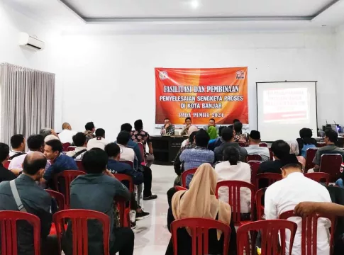Bawaslu Kota Banjar Menggelar Edukasi Tekhnis Penyelesaian Sengketa Pemilu tahun 2024. Foto : Budi Nugraha
