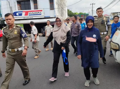 Wali Kota Banjar Ade Uu Sukaesi Instruksikan Satpol PP Razia Rumah Kosan, Foto Budi Nugraha