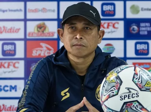 pelatih arema fc fokusjabar.id