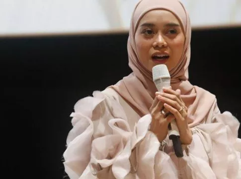 Daftar Penyanyi Dangdut Indonesia Masa ke Masa: FOTO: WEB