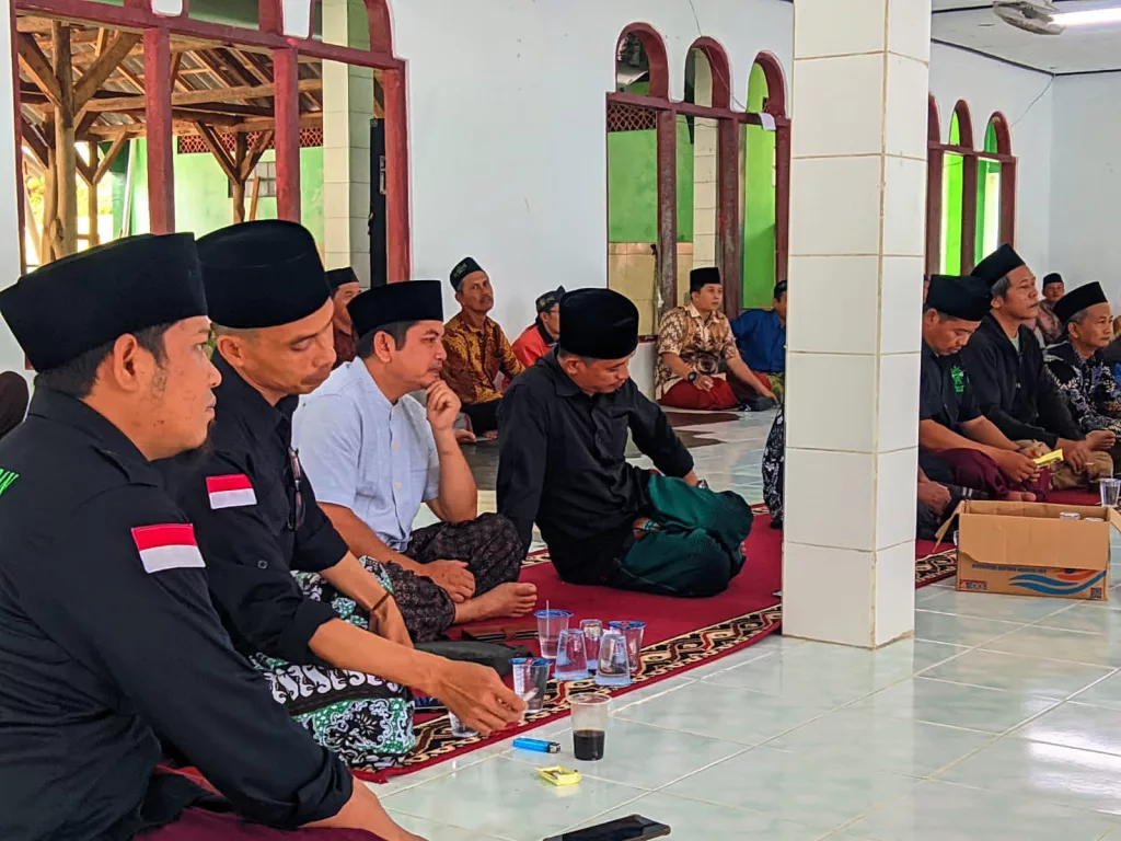 Sebanyak 100 Kyai dan Ajengan se Kabupaten Pangandaran menyatakan dukungan untuk pasangan Capres-Cawapres no urut 2 Prabowo-Gibran pada Pilpres 2024.