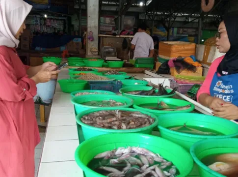 Ketpot: Harga ikan laut segar di Pasar Manis Ciamis mulai mengalami kenaikan menjelang bulan suci Ramadhan