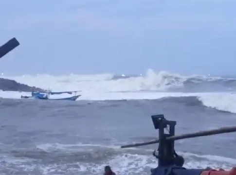 pantai rancabuaya fokusjabar.id