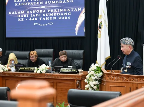 Keterangan Foto: Pj Gubernur Jabar Bey Machmudin berharap Sumedang bisa kembali menjadi 'Paradijs van Java' atau surga dari Jawa