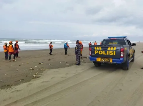 Caption: korban Wisatawan asal Ciamis terseret arus laut ditemukan di hari kelima