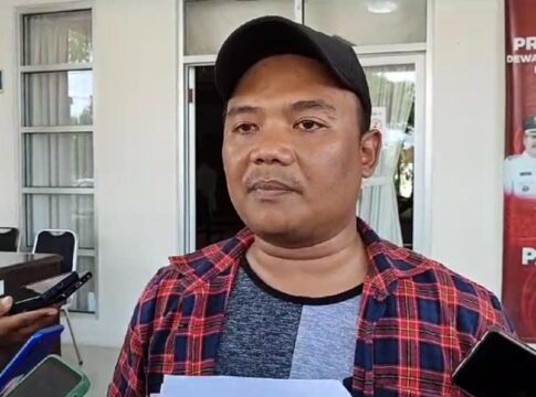 Caption: Direktorat Manajerial Kampanye Tim 9 Pilkada DPC PDI Perjuangan Pangandaran Rohimat Resdiana