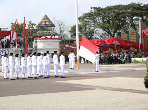 Ket foto : Upacara Peringatan HUT Kemerdekaan RI Ke-79 Tingkat Kota Tasikmalaya di Alun-alun Dadaha (fokusjabar/Seda)