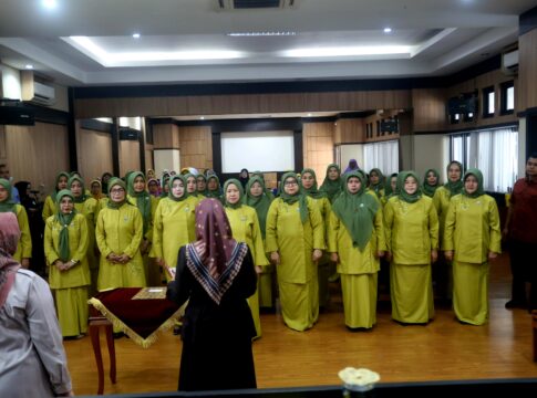 Ket foto : Pelantikan Pengurus GOW Kota Tasikmalaya Periode 2024-2028 di Aula Balekota Tasikmalaya (fokusjabar/Seda)