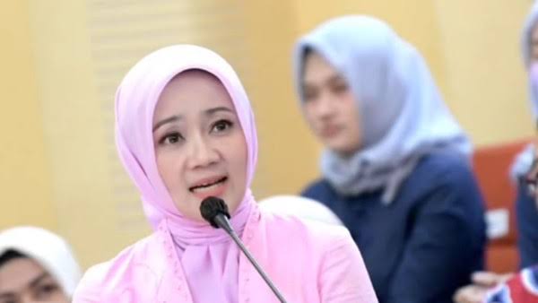 Istri Ridwan Kamil Atalia Praratya memutuskan untuk tidak ikut sebagai kandidat Bakal Calon Wali Kota (Bacawalkot) Bandung dan Calon Wakil Gubernur (Cawagub) Jawa Barat pada Pilkada Serentak 2024 -Ist.