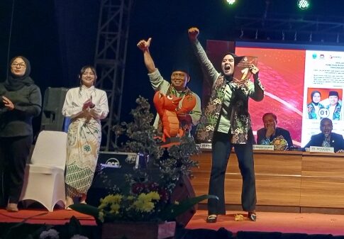 Poto: Pasangan Calon BUpati dan Wakil BUpati Pangandaran Citra Pitriyami dan Ino Darsono mendapatkan nomor urut satu