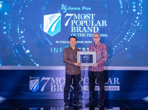 Bank bjb Raih Penghargaan Most Popular Brand of The Year dari Jawa Pos