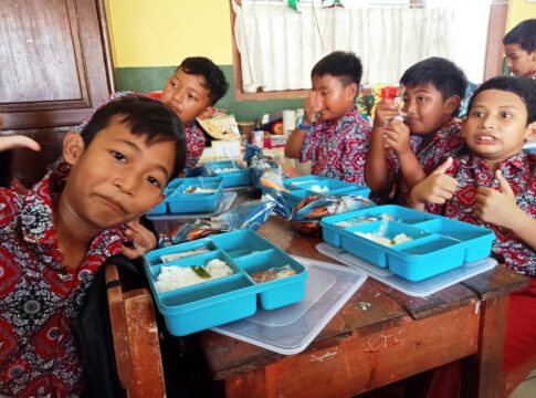 Makan gratis tasikmalaya