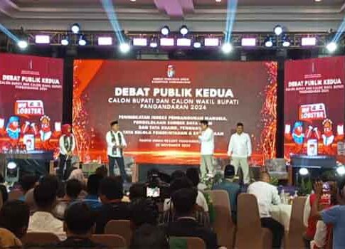 Debat publik pangandaran