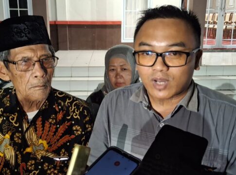 Poto: Pengacara keluarga korban, Asep Muhidin atau dikenal Asep Apdar