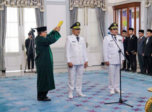 Pj Gubernur Jabar Lantik Budi Waluya sebagai Pj Bupati Ciamis