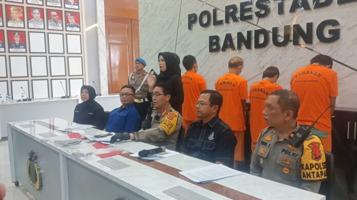 Ketfot: Polisi Ungkap Motif Pelaku Lakukan Penculikan Terhadap Korban SA di di Jalan Sukanegara No 70-B RT 05 RW 09 Kel. Antapani Kidul, Kota Bandung