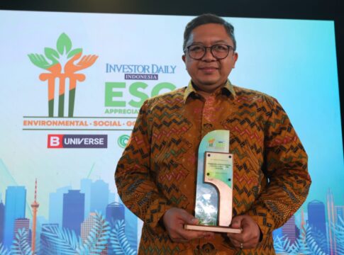 bank bjb Raih Dua Penghargaan Bergengsi di Bidang ESG dan GCG