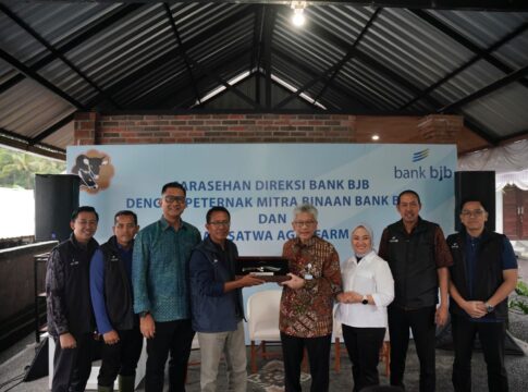 bank bjb Tingkatkan Sinergi UMKM Peternakan dengan PT Agro Sari Satwa di Bali