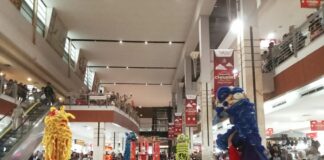 Plaza Asia Tasikmalaya Meriahkan Puncak Imlek 2025 dengan Barongsai Tonggak