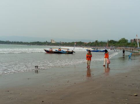 Poto: Kondisi pantai barat pangandaran usai di guncang gempa