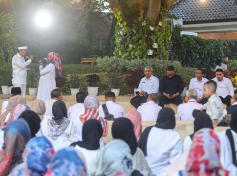 Wali Kota Bandung, Muhammad Farhan Bersama Gubernur Jawa Barat Dedi Mulyadi di Gedung Pakuan Kota Bandung Jabar Rabu (5/3/2025) -Ist-