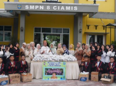 Ketpot; Kegiatan bakti sosial yang dilaksanakan SMPN 8 Ciamis