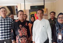 Tim Advokasi Bela Ulama Tasikmalaya datangi Polres Tasikmalaya.
