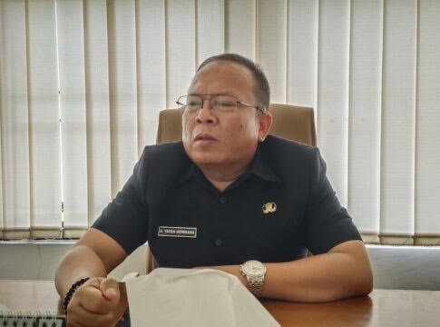 Poto; Kepala kantor Kemenag kabupaten Pangandaran, Yayan Herdiana
