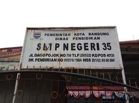 Ratusan Siswa SMPN 35 Bandung Keracunan Makanan Program MBG