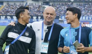 bojan hodak fokusjabar.id