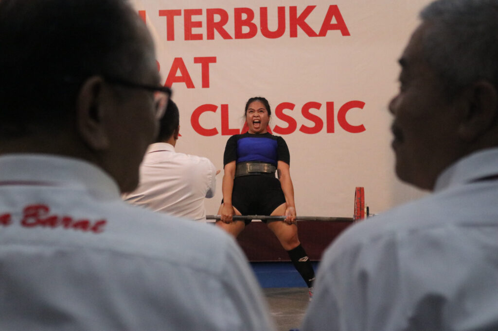 fokusjabar.id Pabersi Jabar angkat berat